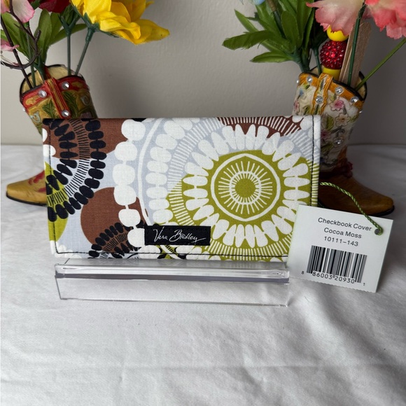 NWT Vera Bradley Checkbook Cover Cocoa Moss New Retired Pattern - Picture 1 of 7